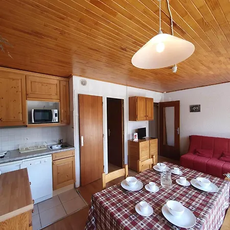 Mountain View Apartment, 4 Guests *